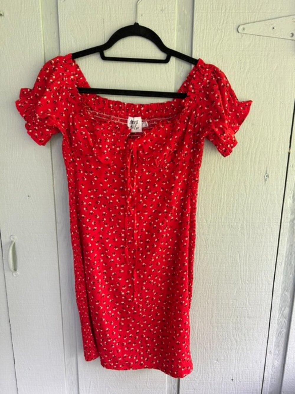 NWOT Princess Polly Gracie Red Floral Mini Dress Off Shoulder Smocked Size 10
